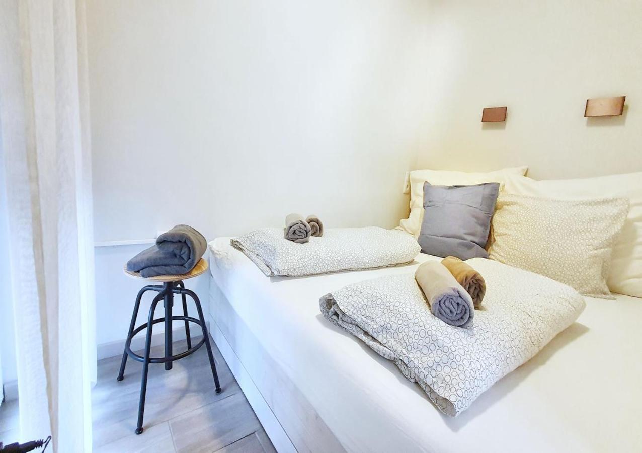 Marina Apartment By Dora Keszthely Εξωτερικό φωτογραφία