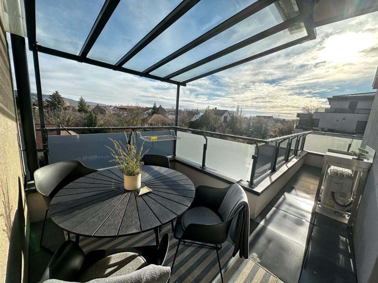 Marina Apartment By Dora Keszthely Εξωτερικό φωτογραφία