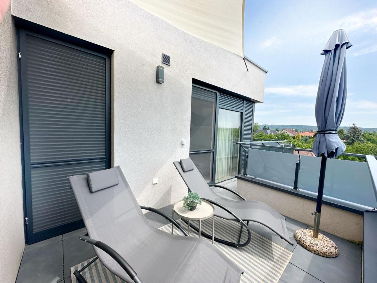 Marina Apartment By Dora Keszthely Εξωτερικό φωτογραφία