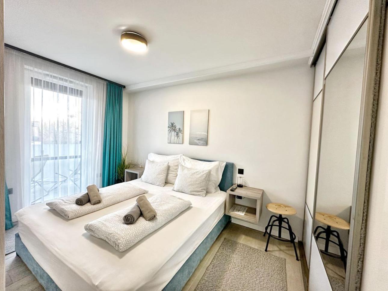 Marina Apartment By Dora Keszthely Εξωτερικό φωτογραφία